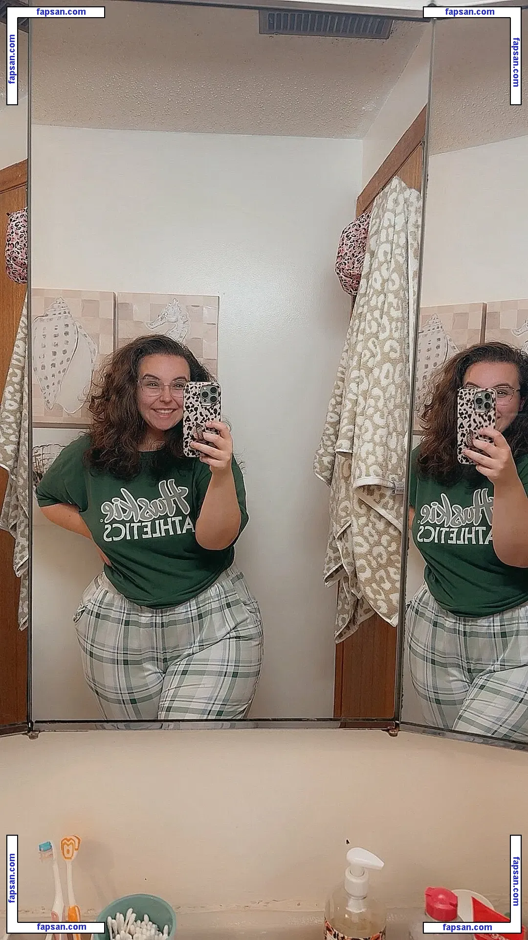 curlyfrycrissy голая фото #0003 с Онлифанс