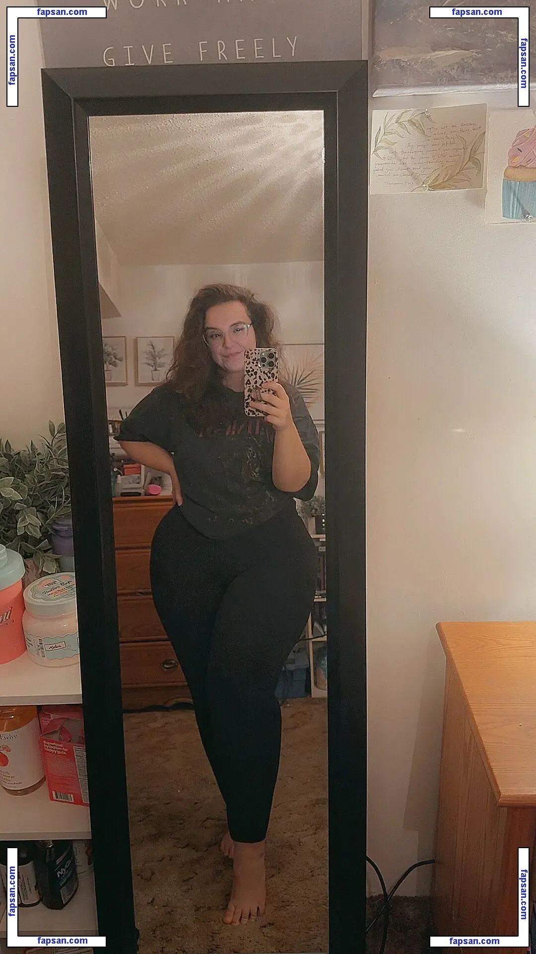 curlyfrycrissy голая фото #0005 с Онлифанс