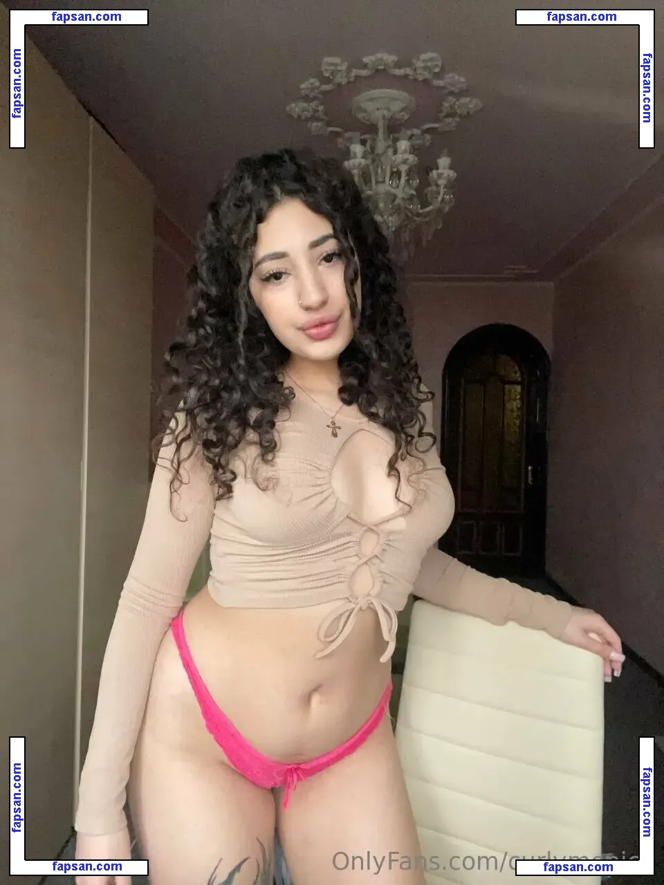 curlymonica nude photo #0033 from OnlyFans