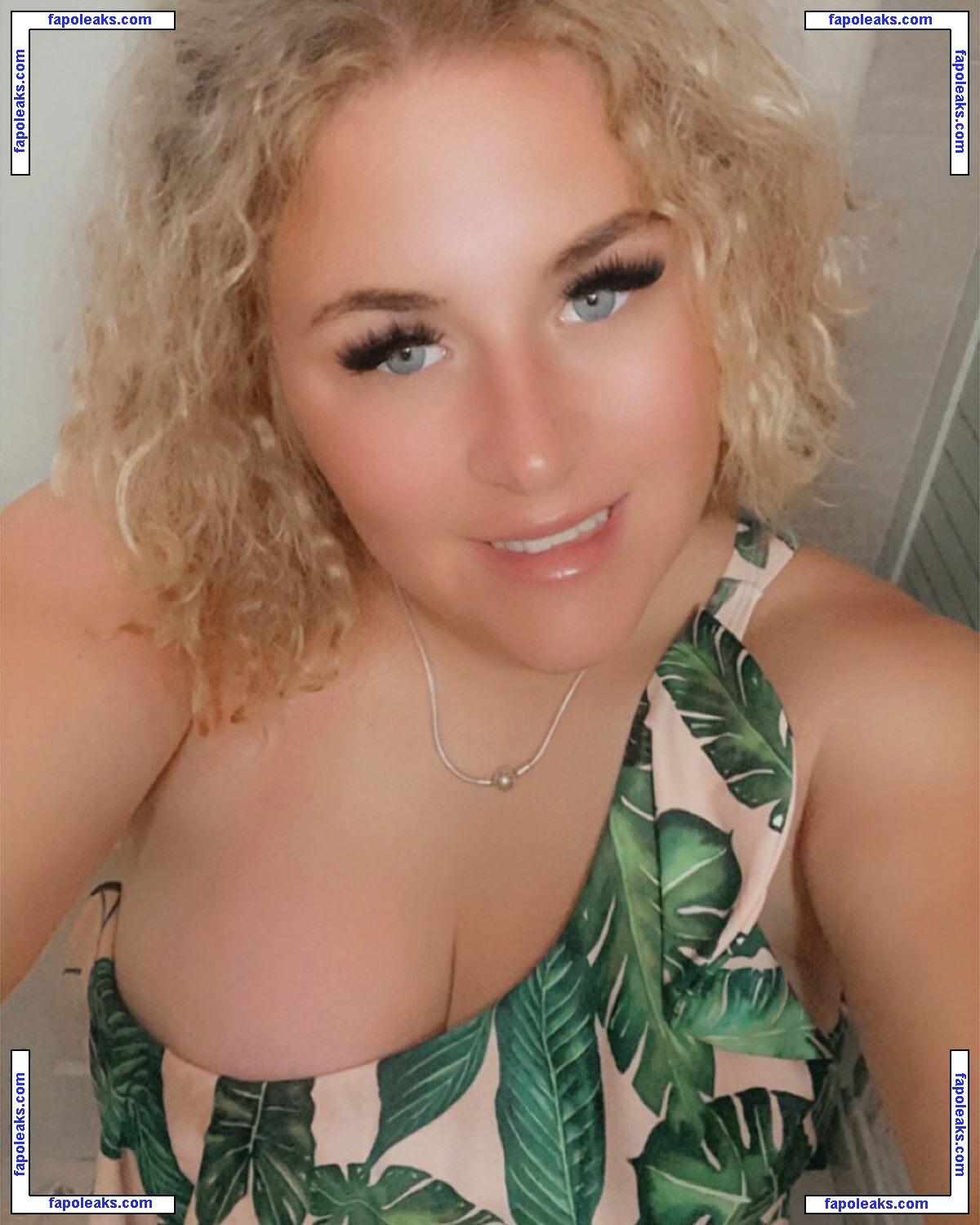 Curvy Abbii / Curvy_abbii nude photo #0018 from OnlyFans