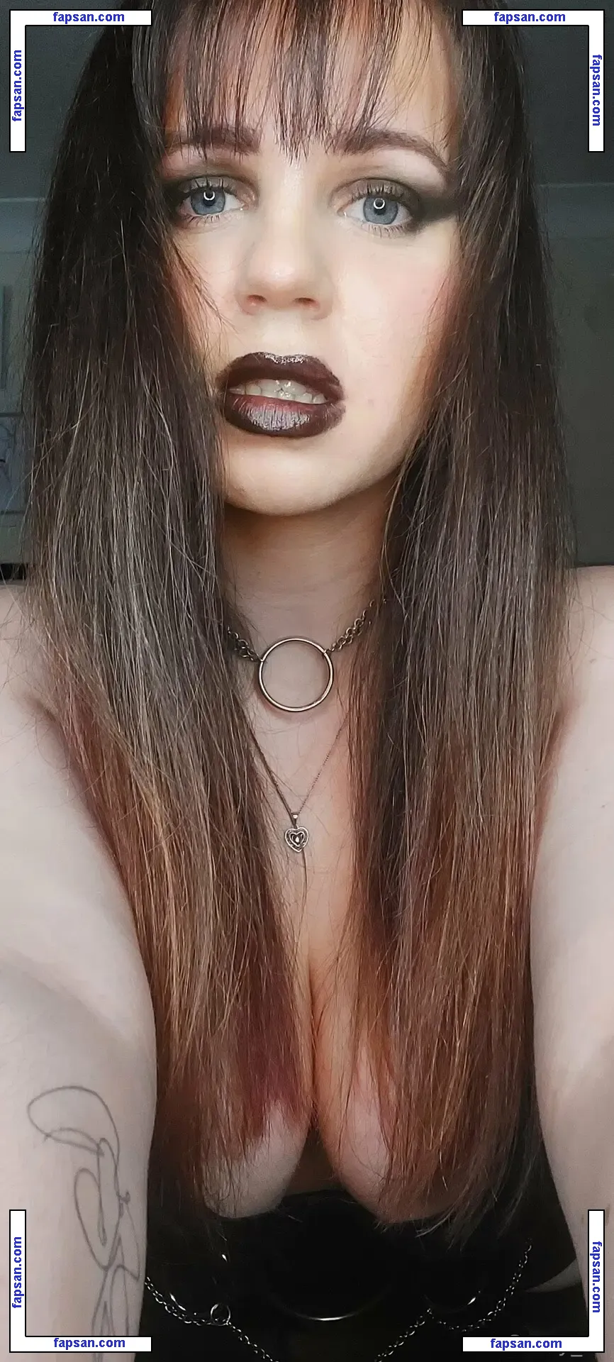 curvy_ali nude photo #0011 from OnlyFans