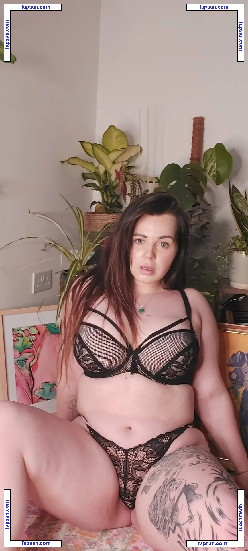 curvy_ali nude photo #0016 from OnlyFans