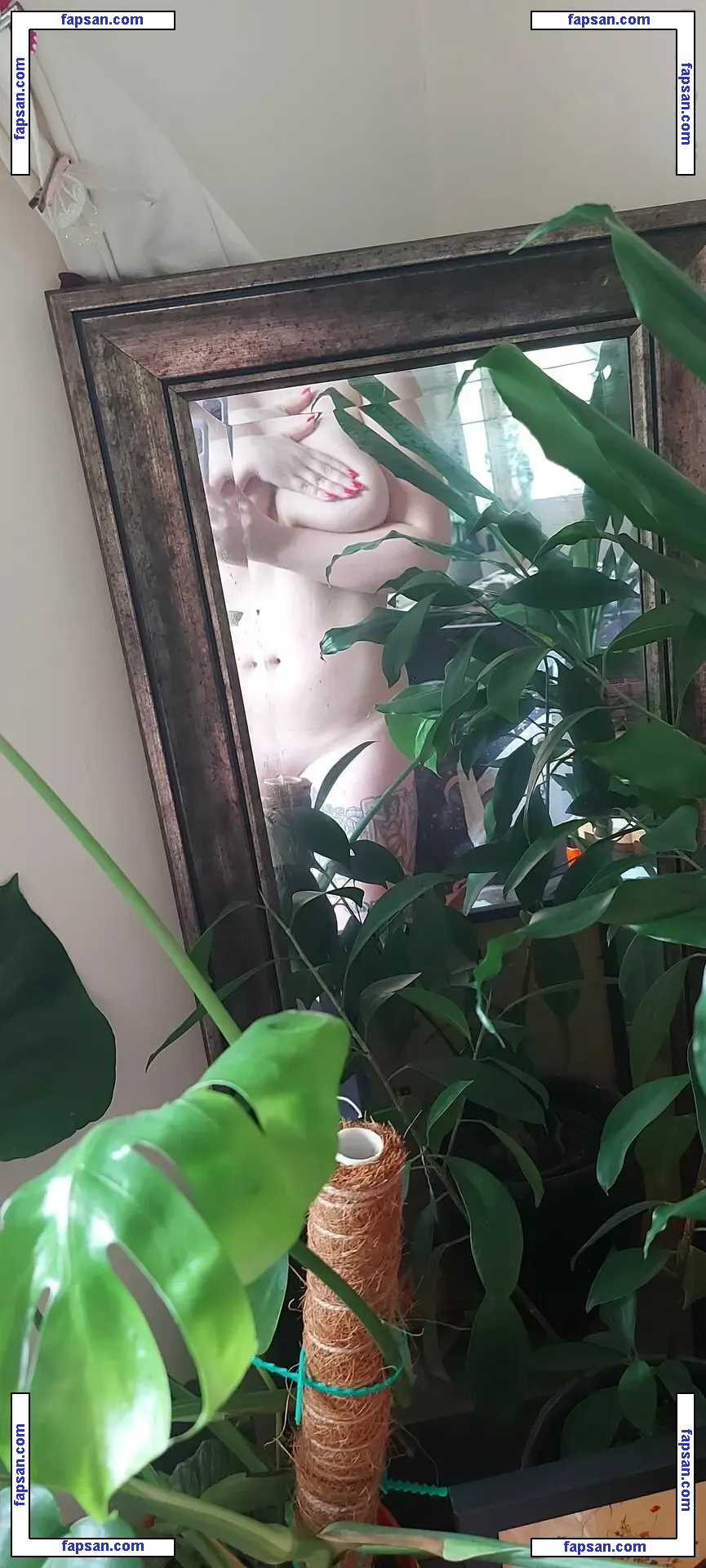 curvy_ali nude photo #0027 from OnlyFans
