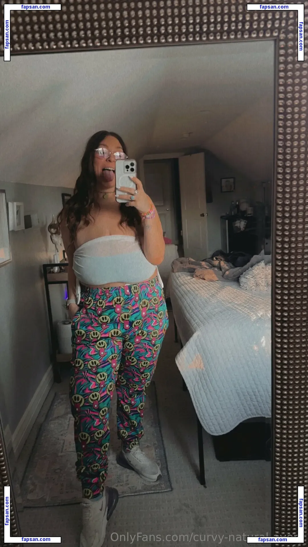 curvy-natural-avery nude photo #0014 from OnlyFans