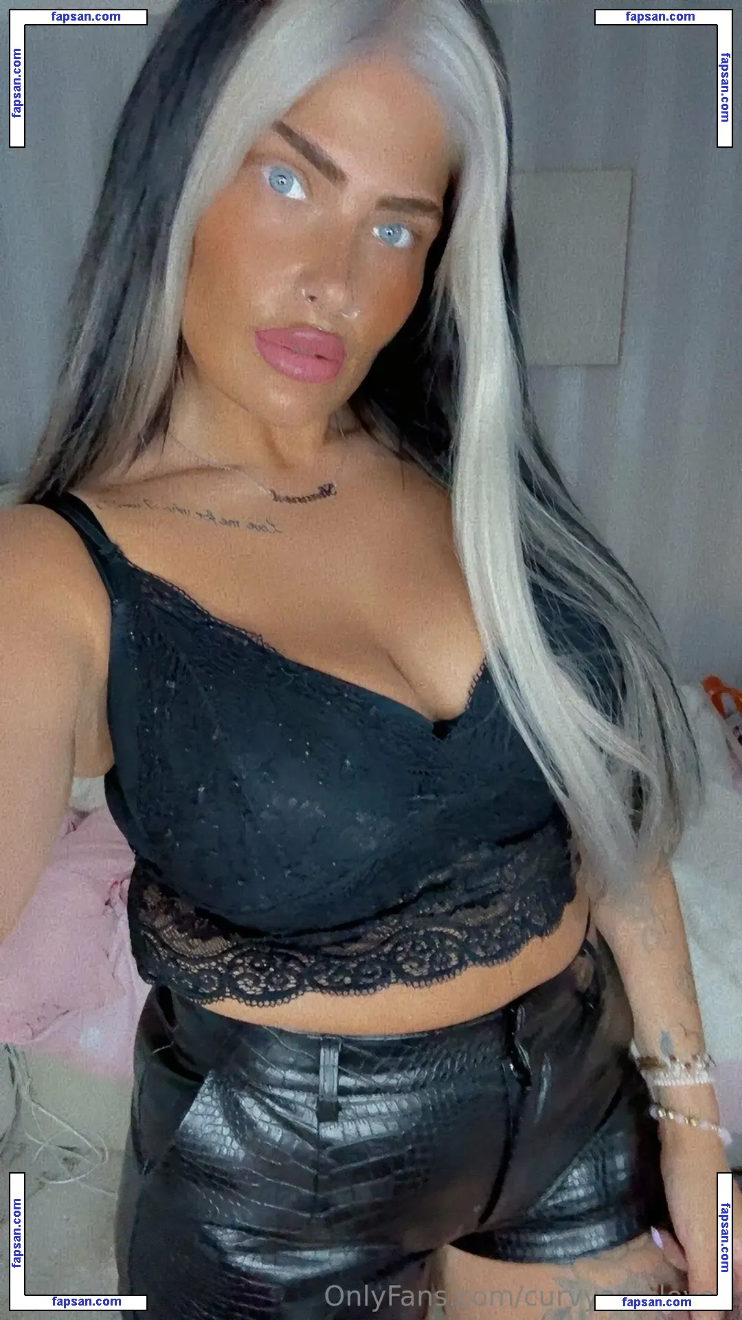 Curvyandiloveit nude photo #0035 from OnlyFans