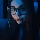 curvyaura голая #0012