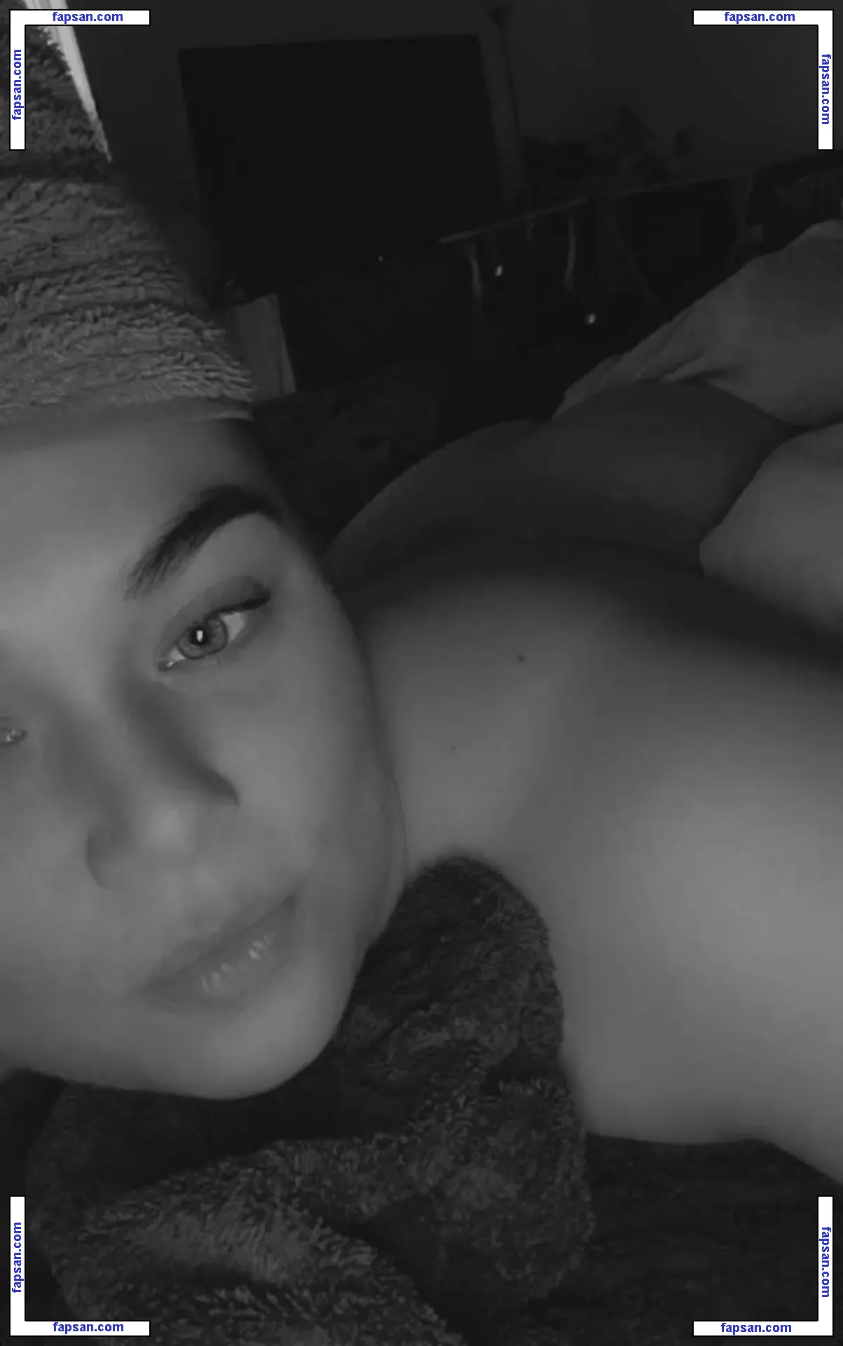 CurvyCutieXoXo nude photo #0001 from OnlyFans