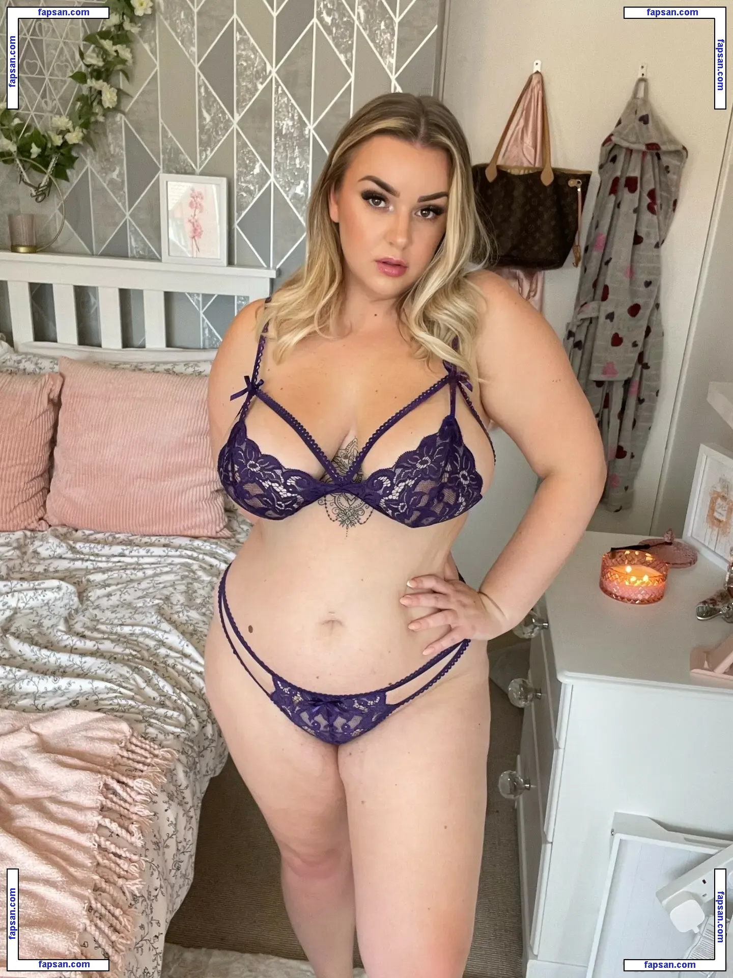 curvygirllou nude photo #0001 from OnlyFans