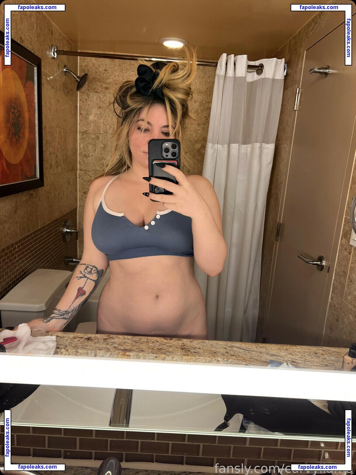 Curvyllama nude photo #0257 from OnlyFans