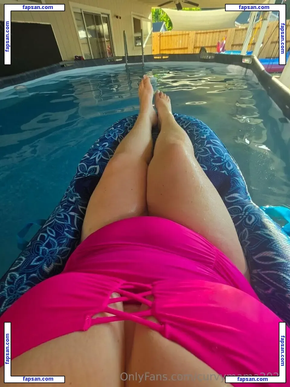 curvymama2020 голая фото #0234 с Онлифанс