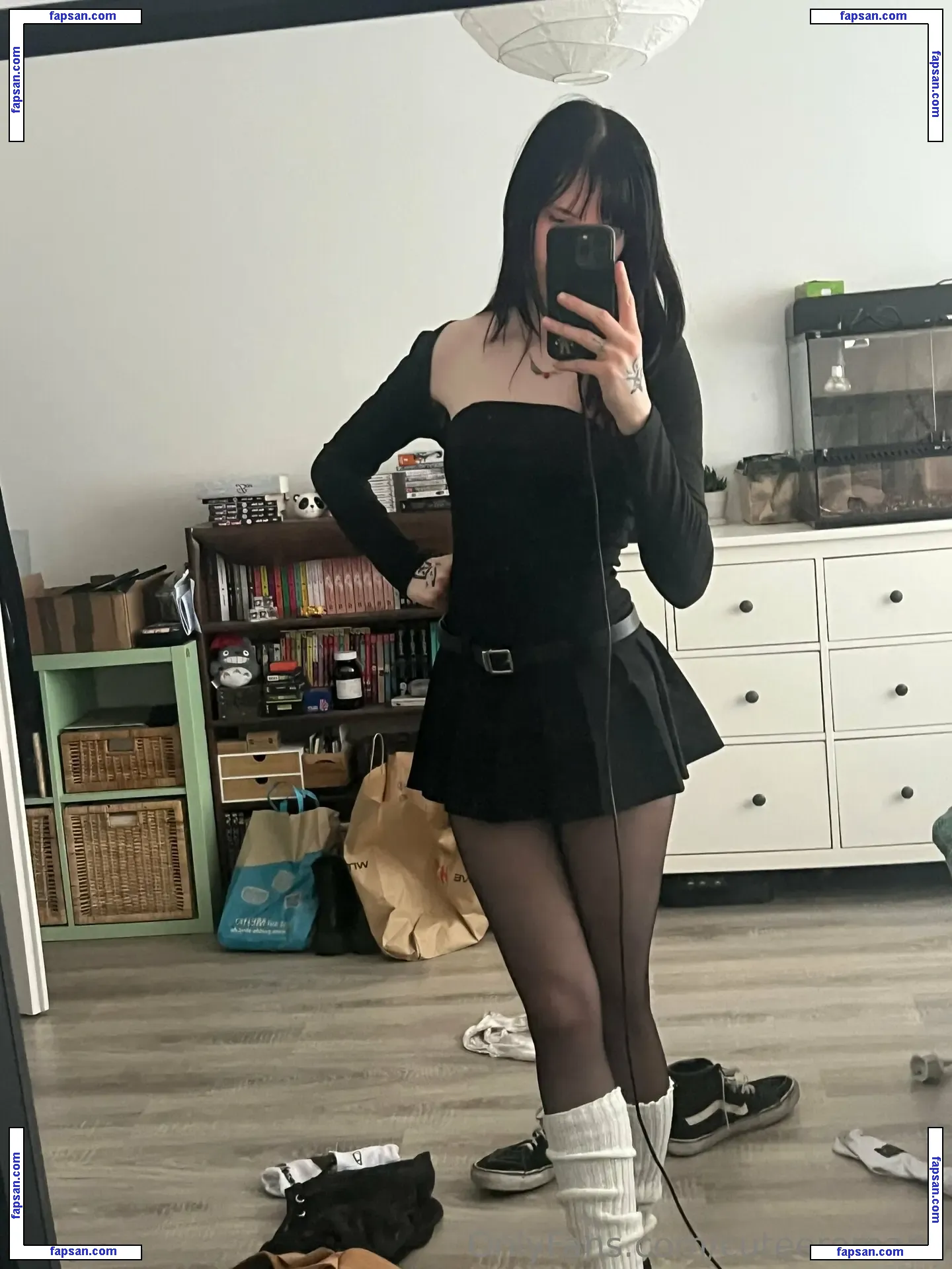 cuteeromana nude photo #0045 from OnlyFans