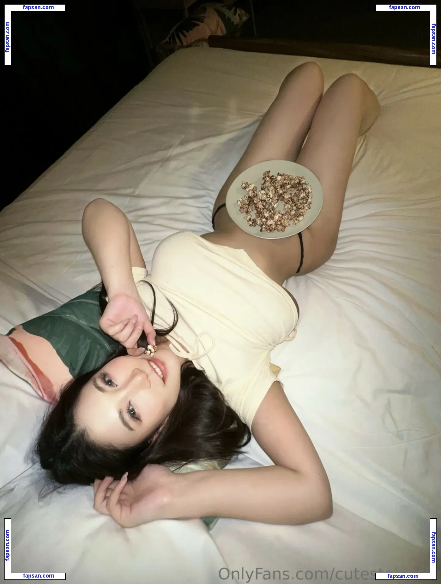 cutestalessia голая фото #0003 с Онлифанс