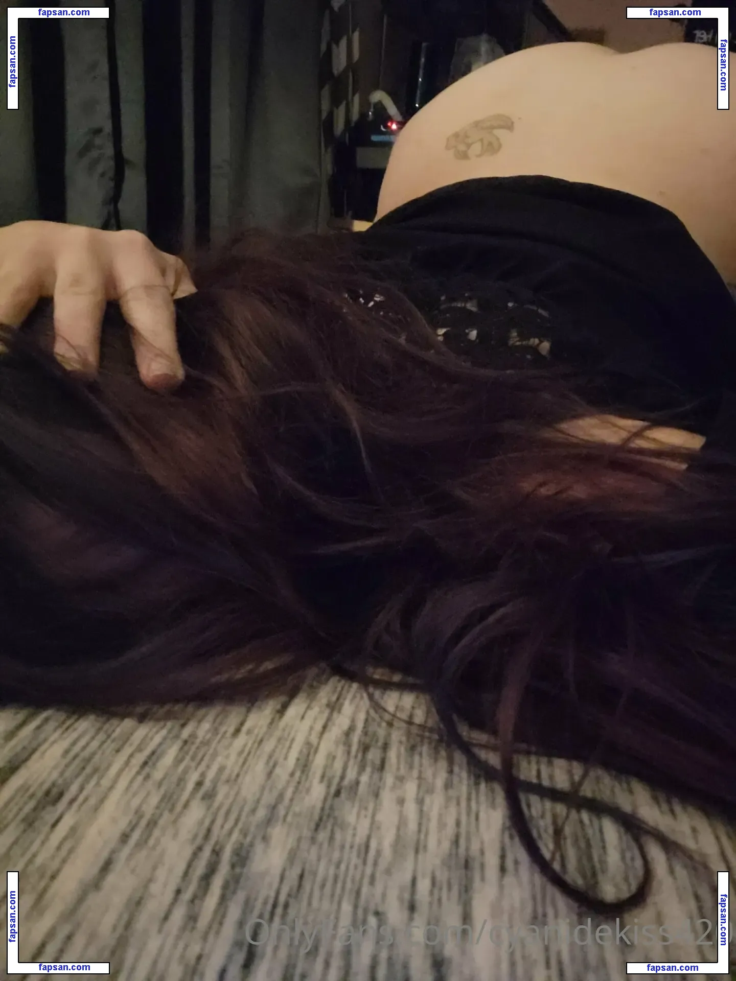 cyanidekiss420 nude photo #0020 from OnlyFans