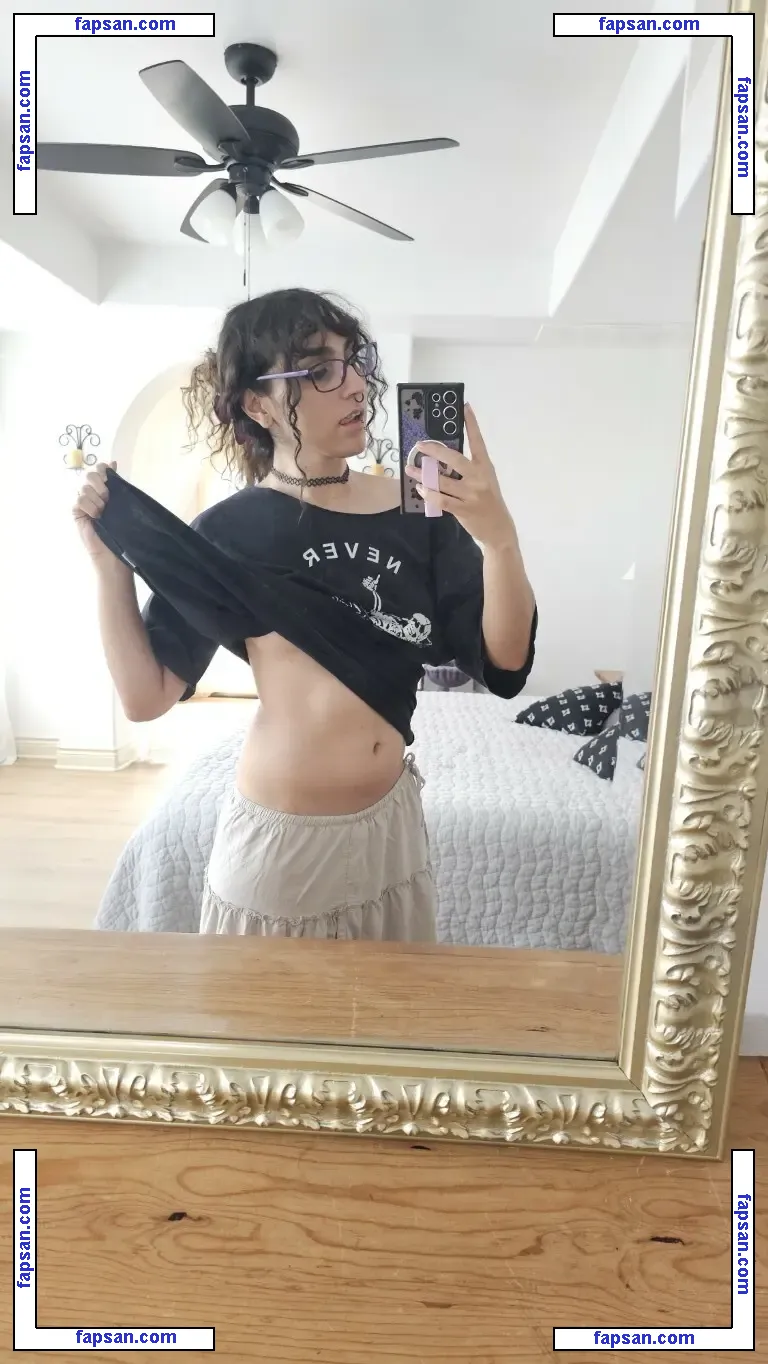 Cyanodyne nude photo #0002 from OnlyFans