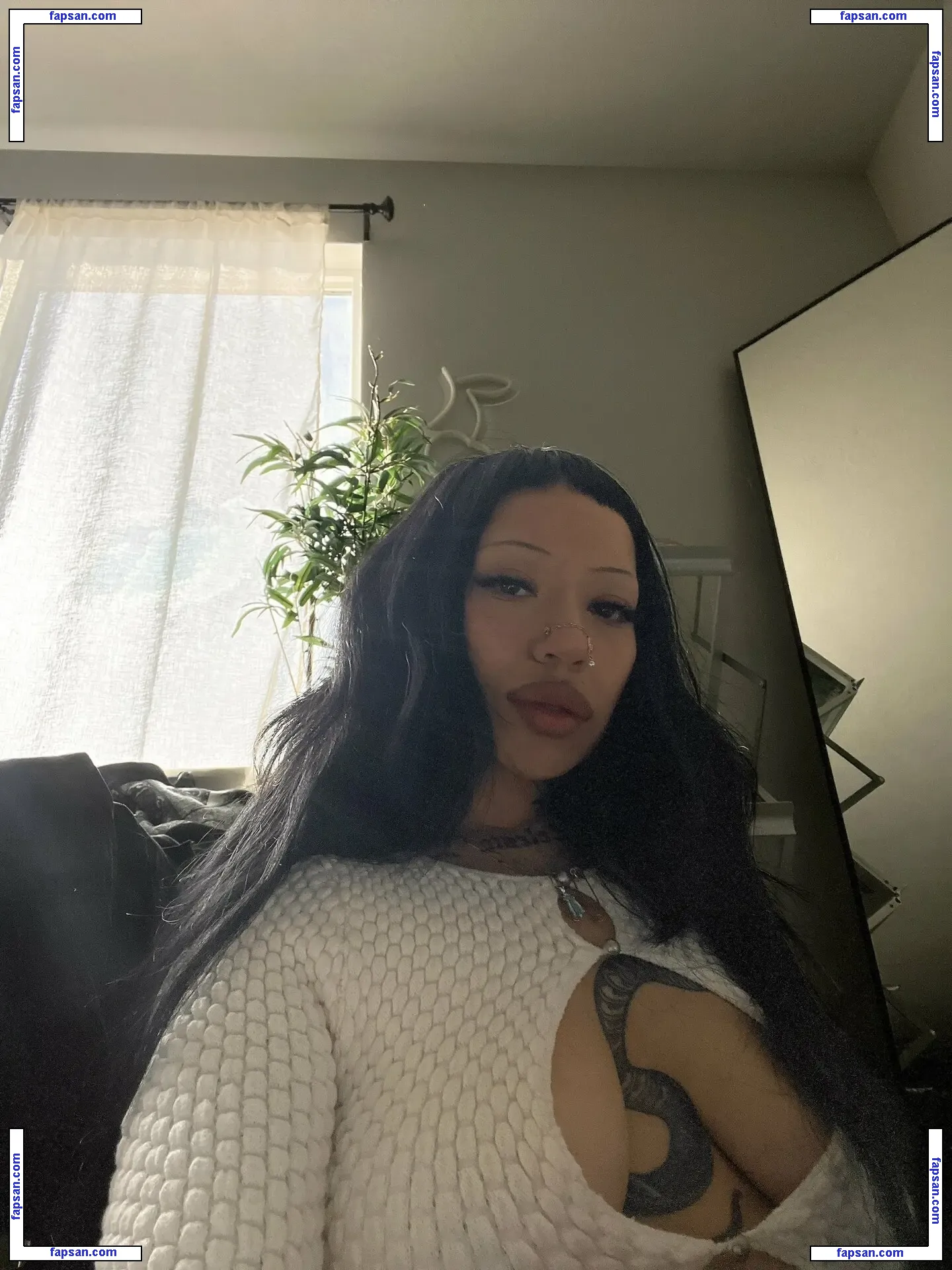 __cyntax голая фото #0008 с Онлифанс