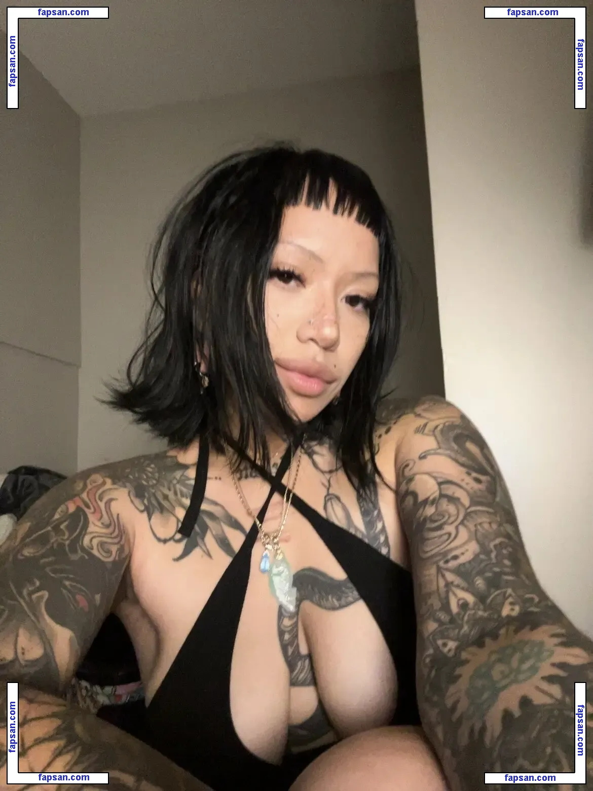 __cyntax голая фото #0009 с Онлифанс