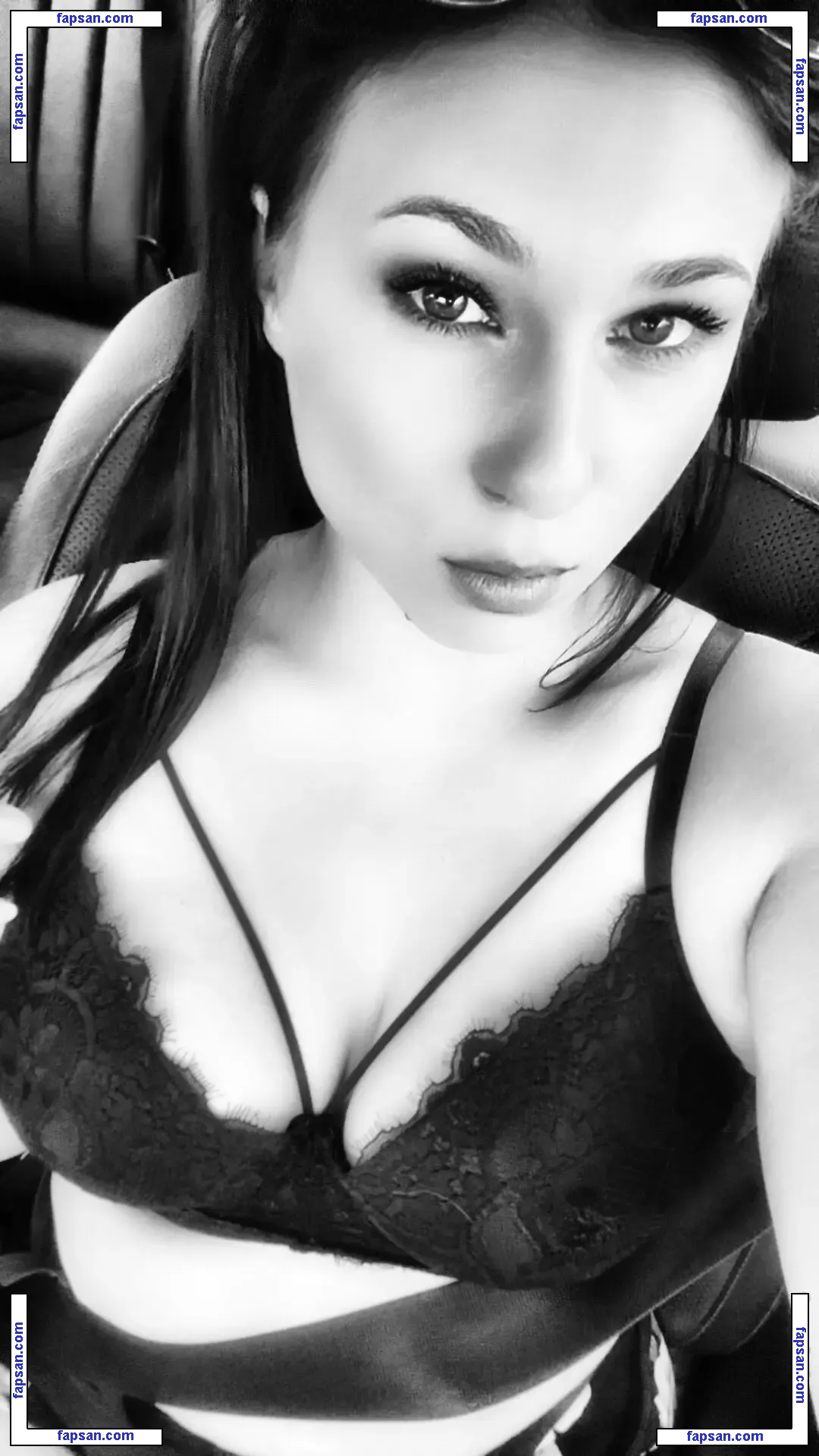 Cynthia Lynx nude photo #0001 from OnlyFans