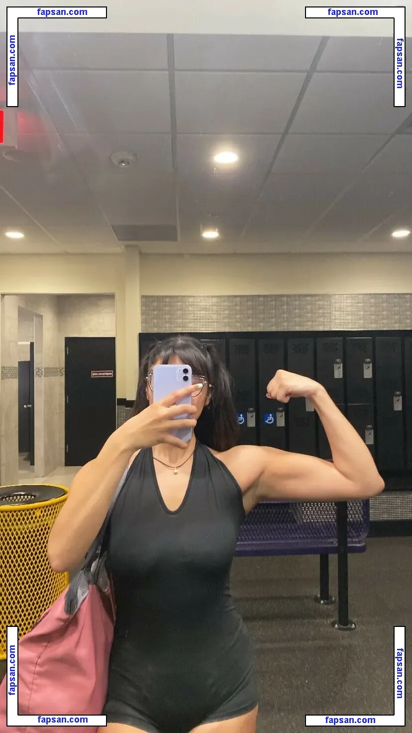 Daeja Luna голая фото #0003 с Онлифанс