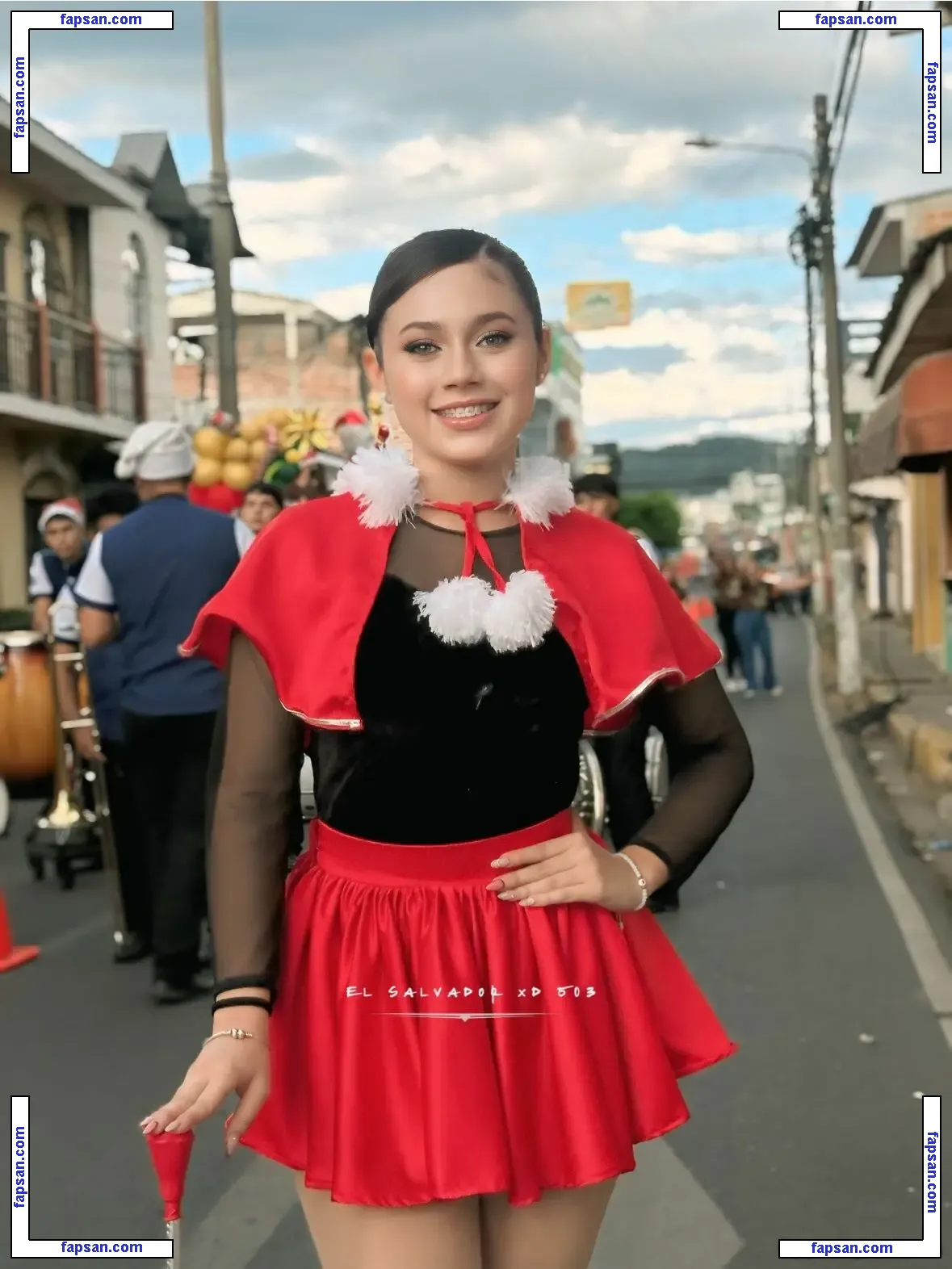 dafnealvaradooficial голая фото #0004 с Онлифанс