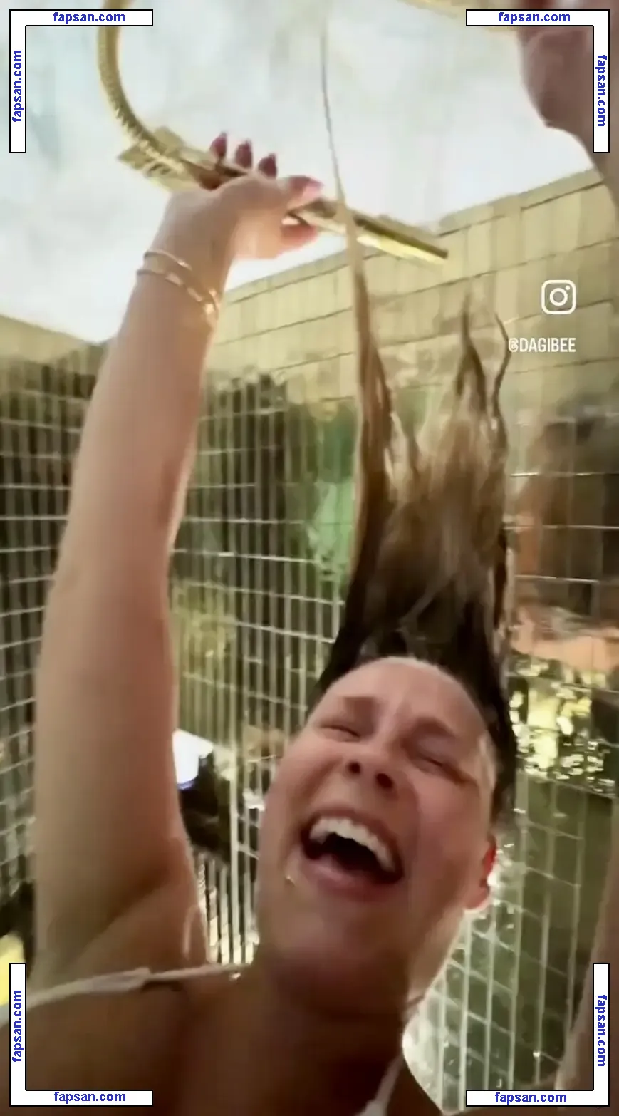 Dagi Bee nude photo #0158 from OnlyFans