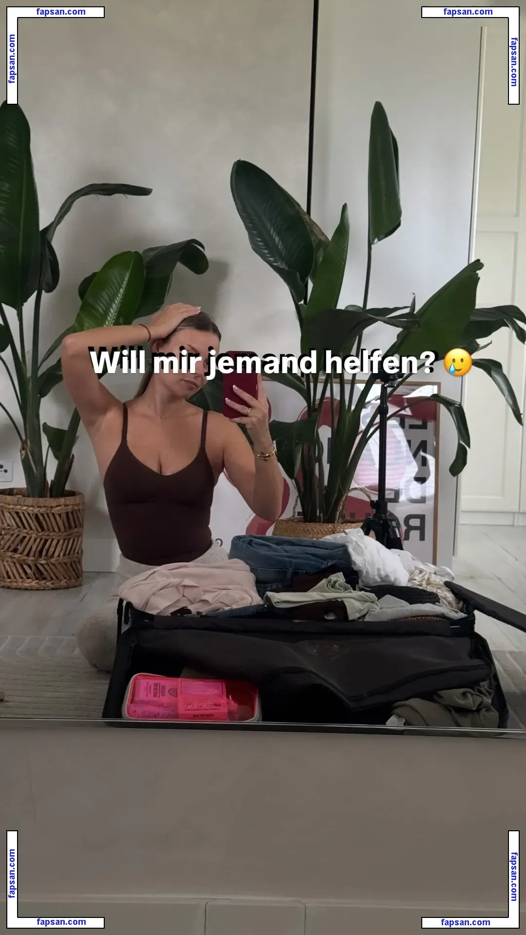 Dagi Bee nude photo #0163 from OnlyFans