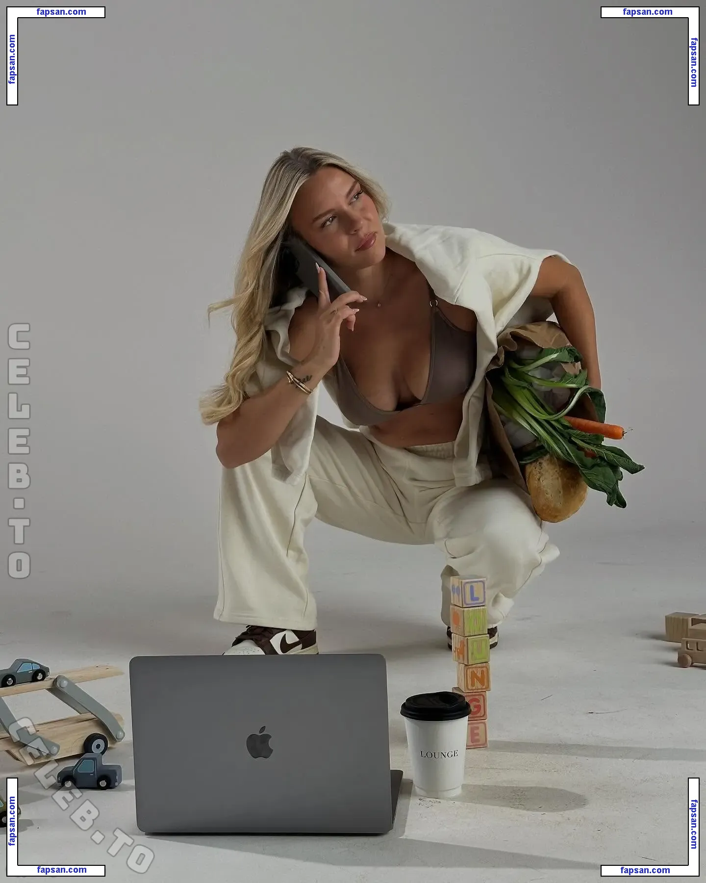 Dagi Bee голая фото #0181 с Онлифанс