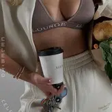 Dagi Bee голая #0179