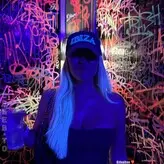 Dagi Bee голая #0190