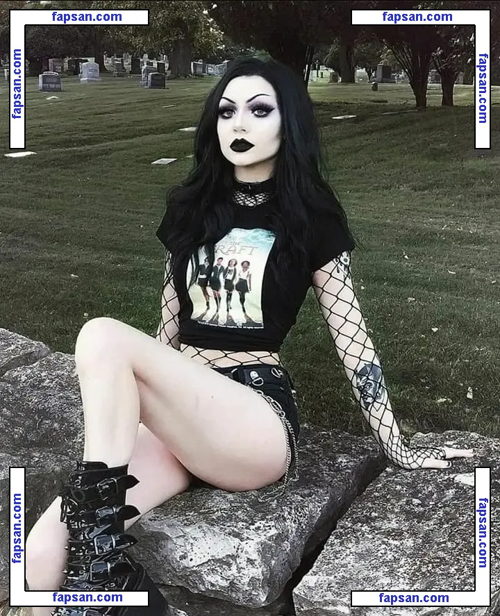 dahliawitch nude photo #0009 from OnlyFans