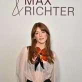 Daisy Edgar-Jones nude #0274