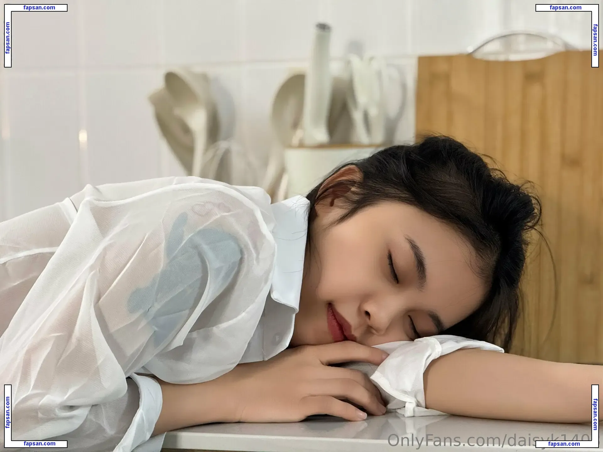 Daisy K nude photo #0032 from OnlyFans