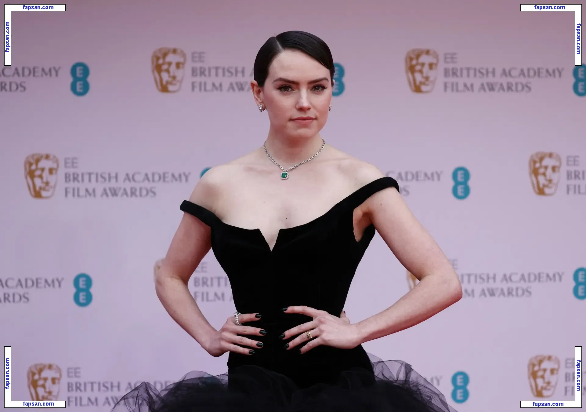 Daisy Ridley nude photo #0366 from OnlyFans