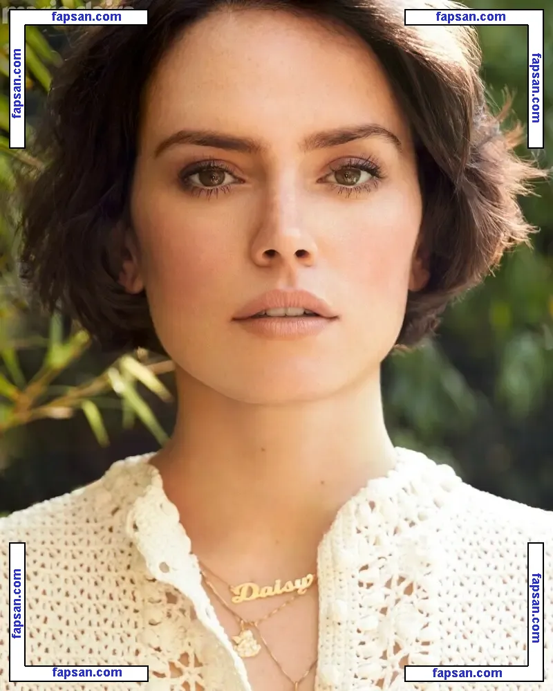 Daisy Ridley nude photo #0560 from OnlyFans