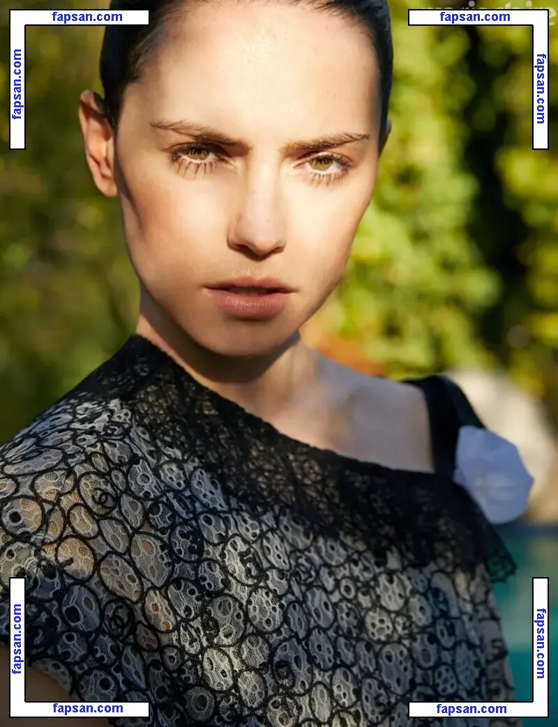 Daisy Ridley nude photo #0563 from OnlyFans