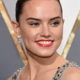 Daisy Ridley голая #0173