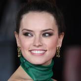 Daisy Ridley голая #0229