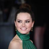 Daisy Ridley голая #0235