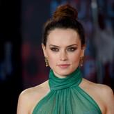 Daisy Ridley голая #0237