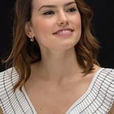 Daisy Ridley голая #0262