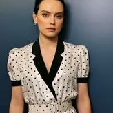 Daisy Ridley голая #0505