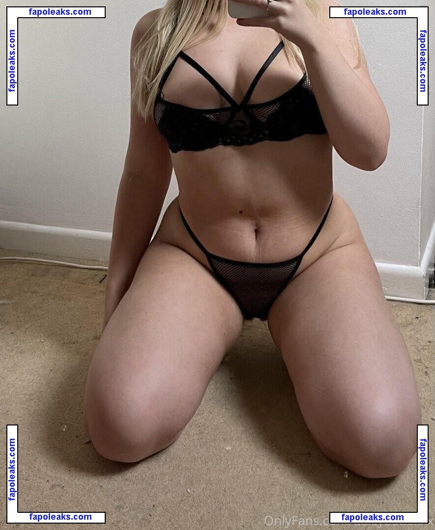 daisybabexxx / candy_babbes nude photo #0037 from OnlyFans