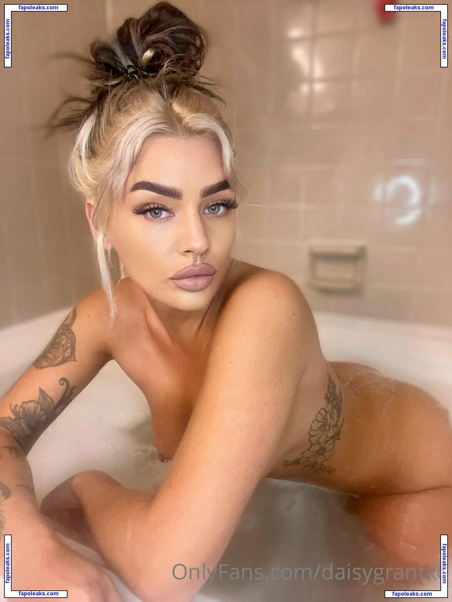 daisygrantxo nude photo #0002 from OnlyFans