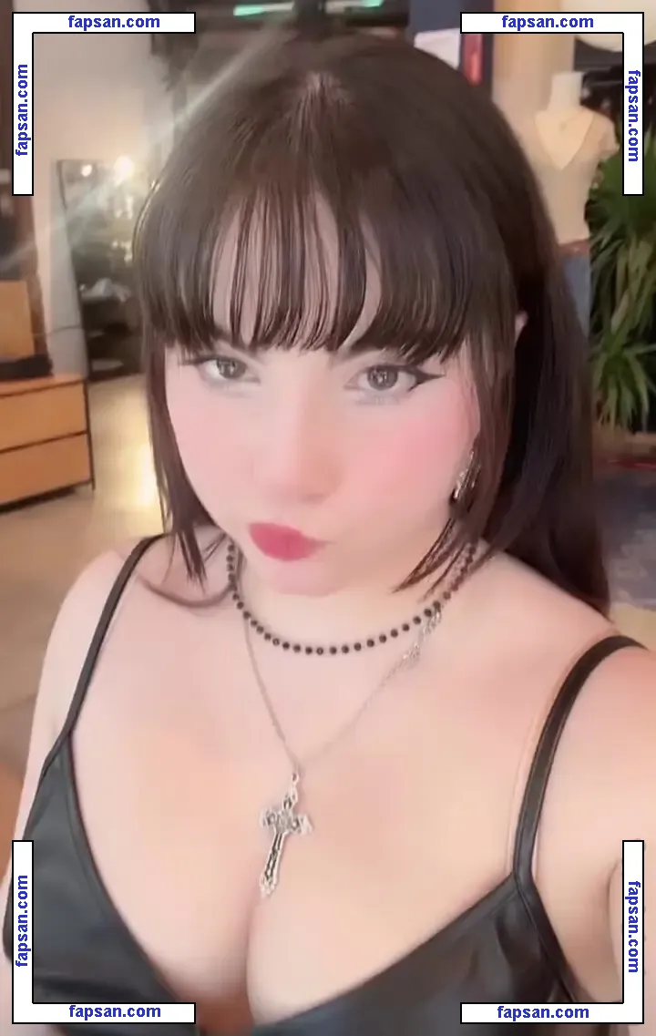 daki_kibutsuji nude photo #0002 from OnlyFans