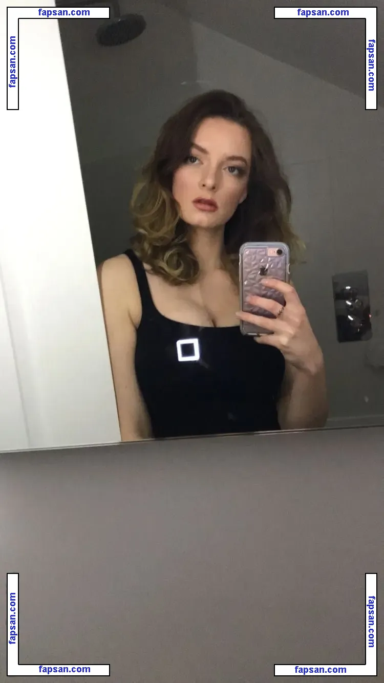 Dakota Blue Richards голая фото #0045 с Онлифанс