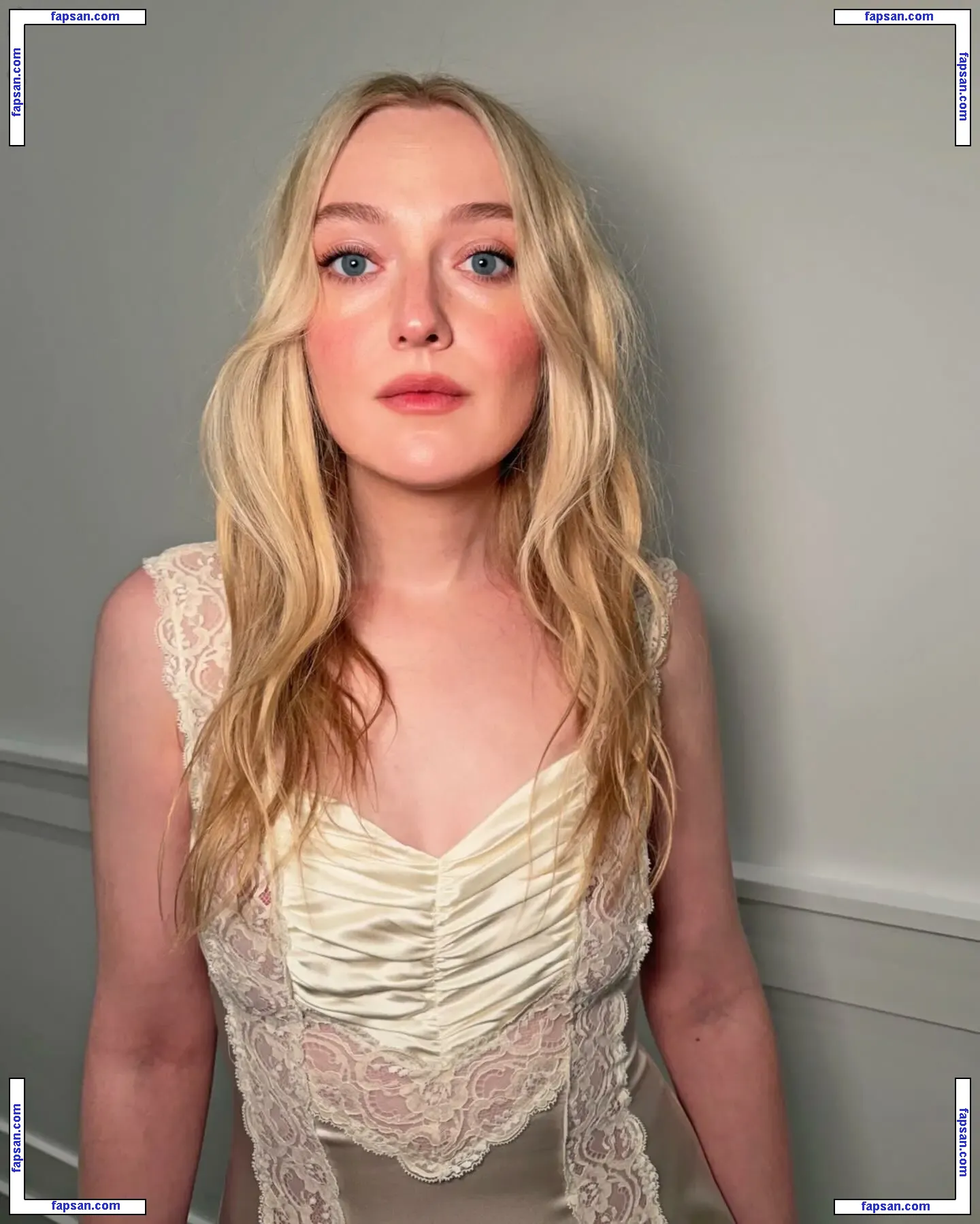Dakota Fanning nude photo #0757 from OnlyFans