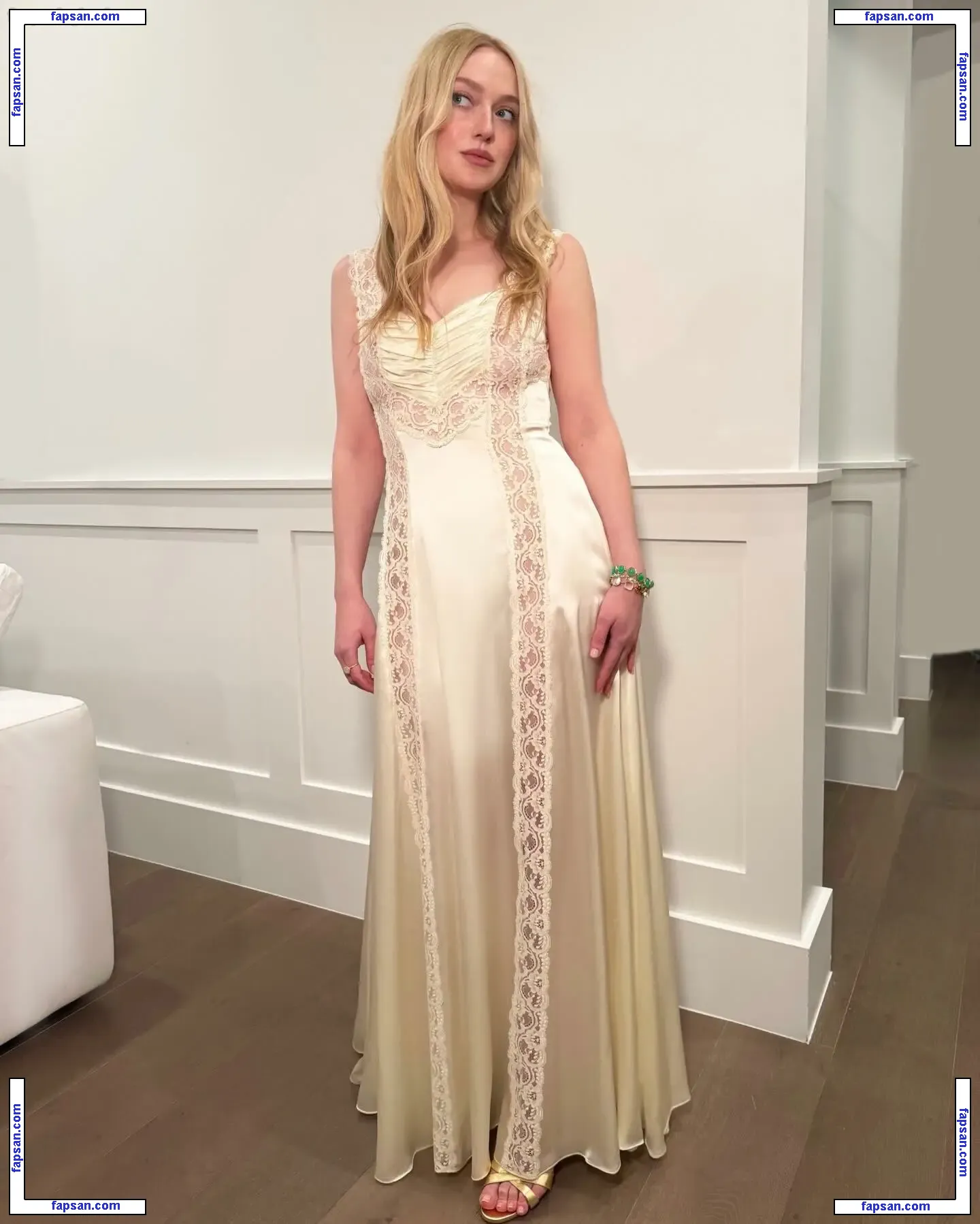 Dakota Fanning nude photo #0758 from OnlyFans