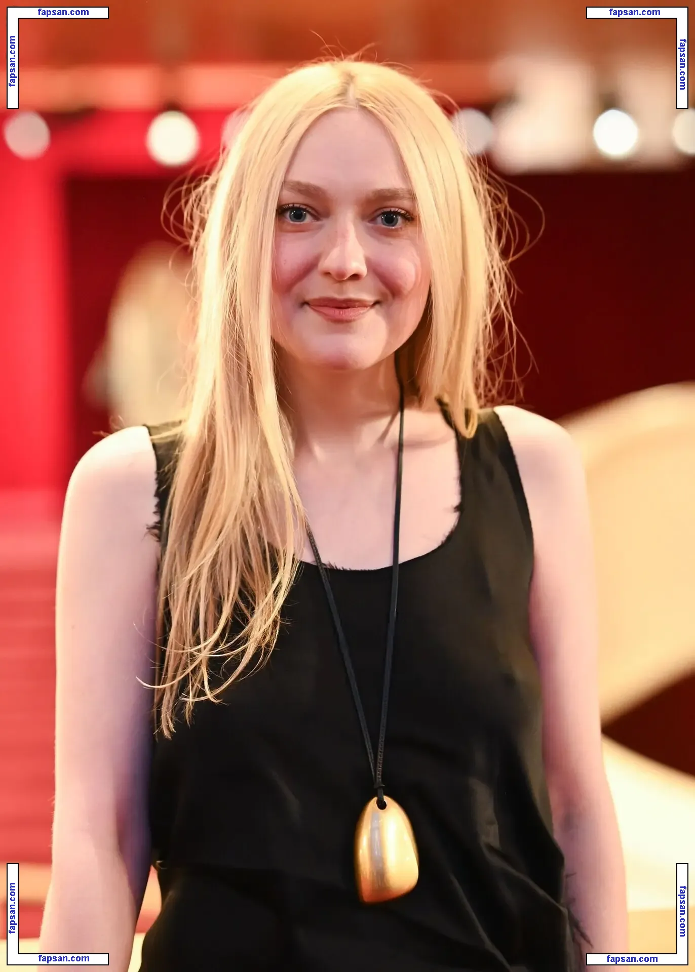 Dakota Fanning голая фото #0768 с Онлифанс