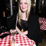 Dakota Fanning голая #0761