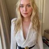 Dakota Fanning голая #0776