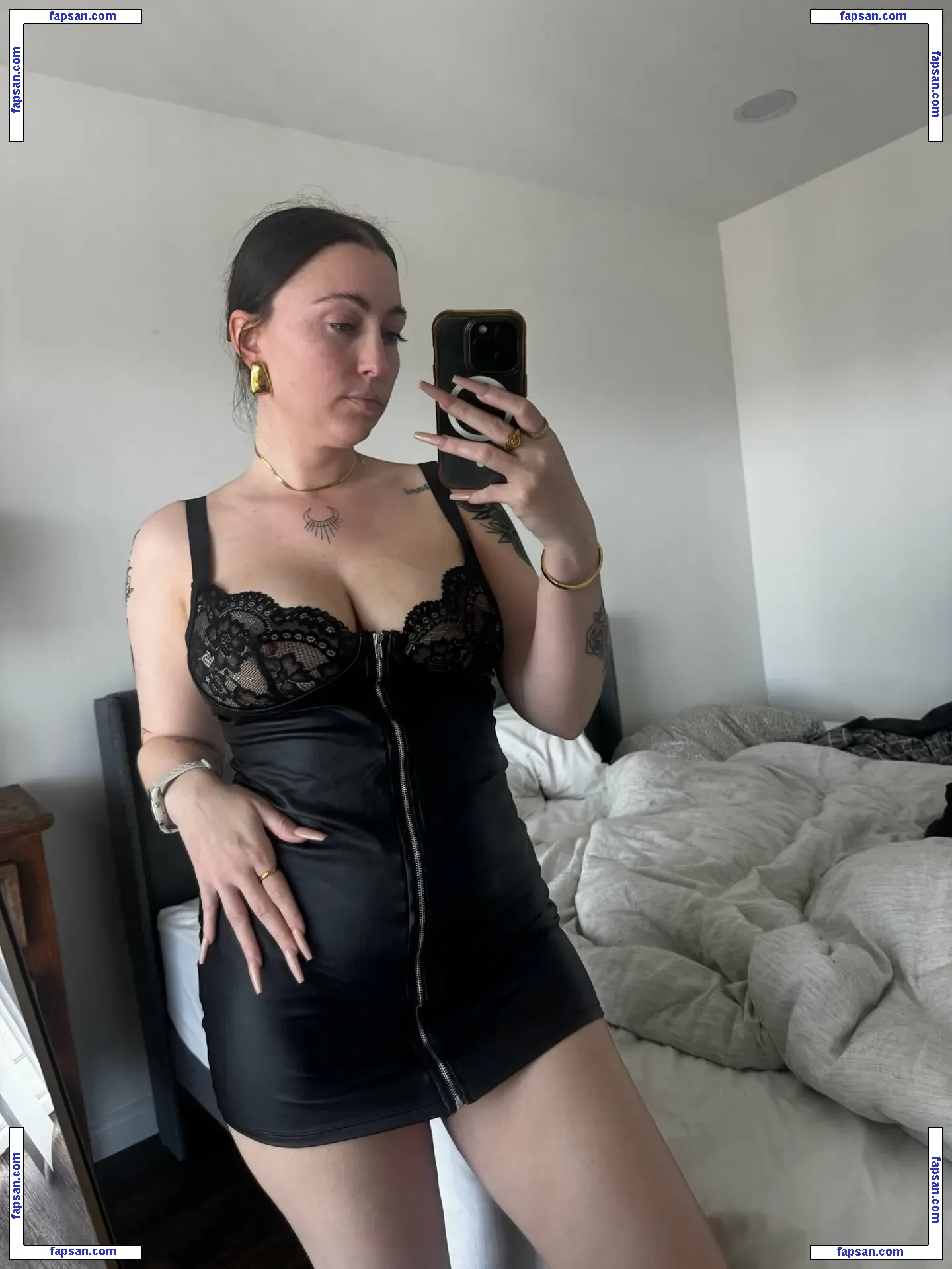 dakotahblue nude photo #0005 from OnlyFans